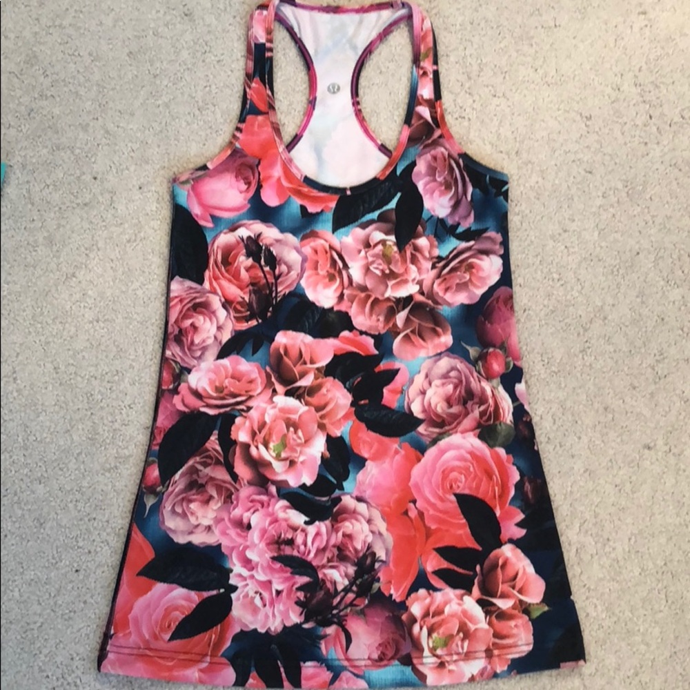 Lululemon cool racerback tank top size 6